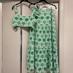 Green Printed Two-Piece Skirt Set